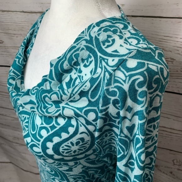 EUC Athleta Cowl Neck Paisley Print Top - Picture 3 of 6